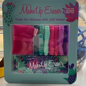 Make up remover pads